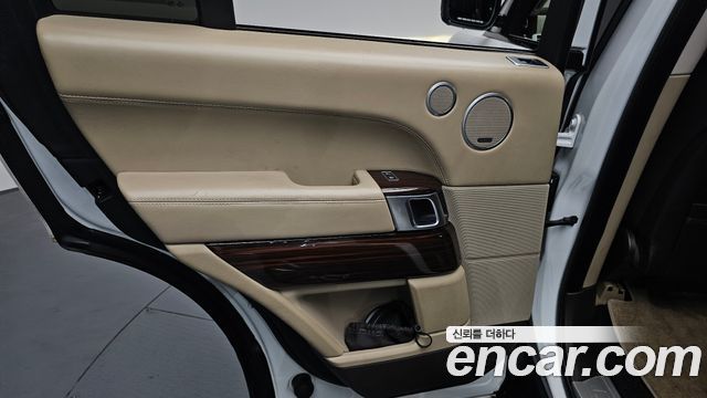 Land Rover Range Rover 4.4 SDV8 Vogue SE DIESEL