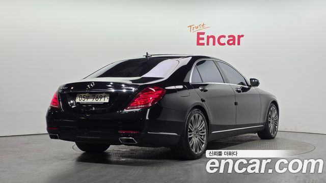 Mercedes-Benz S-Class S500L 4MATIC