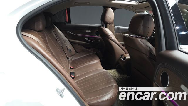 Mercedes-Benz E-Class E220d 4MATIC Exclusive