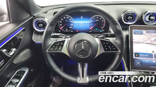 Mercedes-Benz C-Class C200 4MATIC Avantgarde