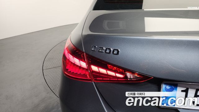 Mercedes-Benz C-Class C200 4MATIC Avantgarde