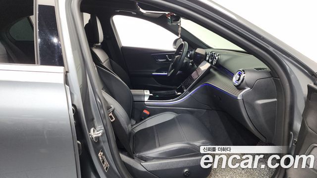 Mercedes-Benz C-Class C200 4MATIC Avantgarde