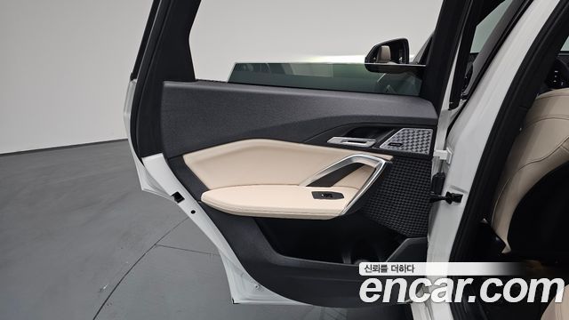BMW iX1 xDrive 30 M Sport