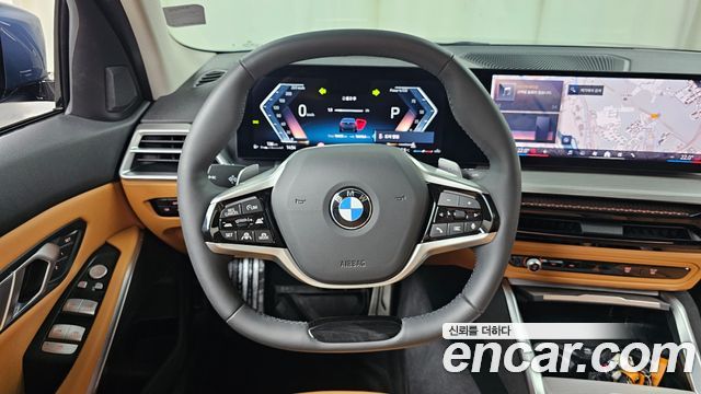BMW 3-Series 320i