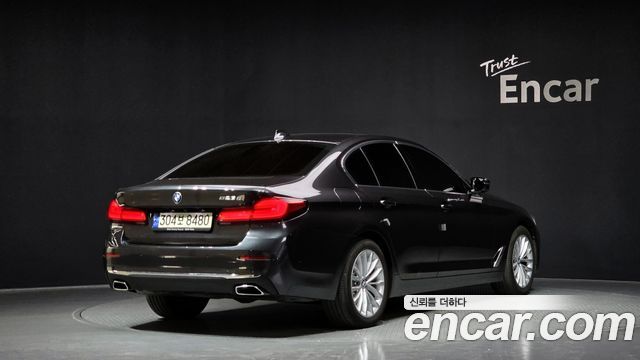 BMW 5-Series 523d Luxury