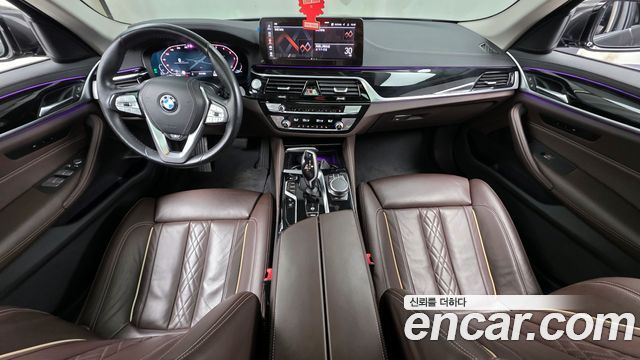BMW 5-Series 523d Luxury