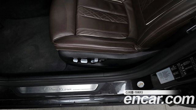 BMW 5-Series 523d Luxury