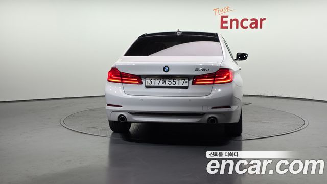 BMW 5-Series 520d Luxury Plus