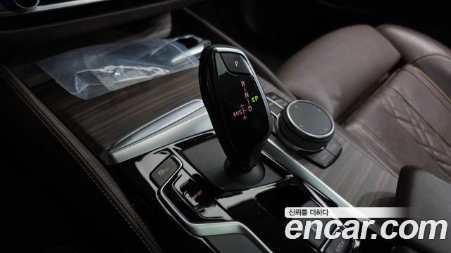 BMW 5-Series 520d Luxury Plus