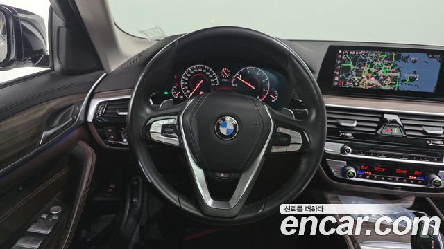 BMW 5-Series 520d Luxury Plus