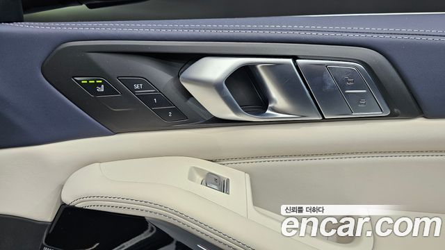 BMW X7 M50i 6STR