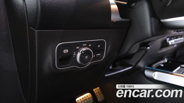 Mercedes-Benz GLB-Class GLB250 4MATIC