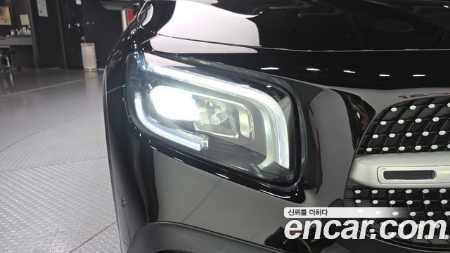 Mercedes-Benz GLB-Class GLB250 4MATIC