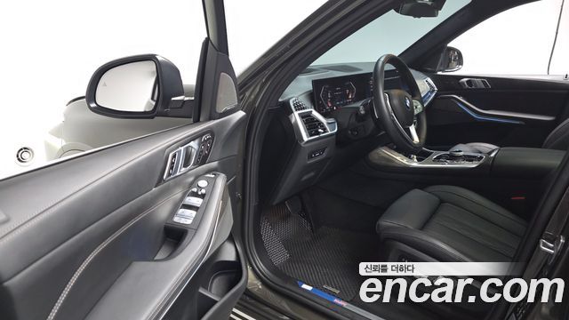 BMW X7 xDrive 40i Design Pure Excellence 7-Seater