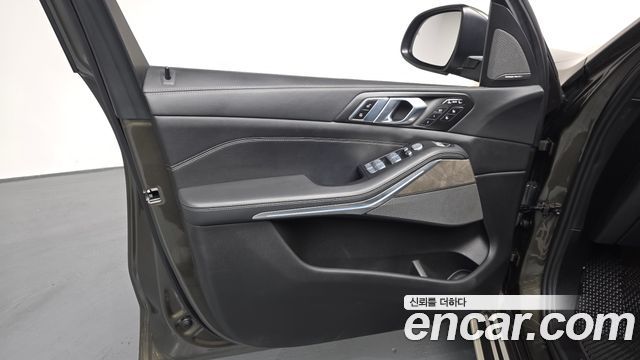 BMW X7 xDrive 40i Design Pure Excellence 7-Seater