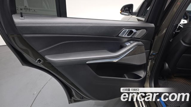 BMW X7 xDrive 40i Design Pure Excellence 7-Seater