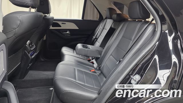 Mercedes-Benz GLE-Class GLE300d 4MATIC