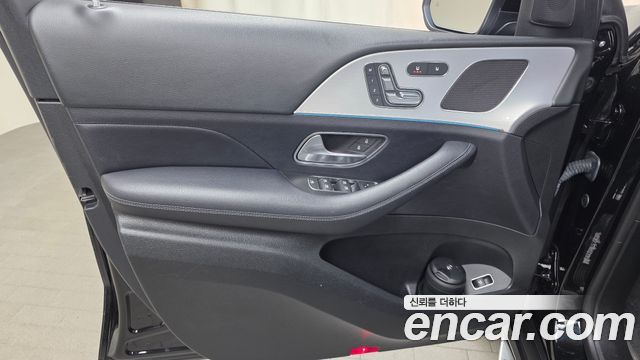 Mercedes-Benz GLE-Class GLE300d 4MATIC