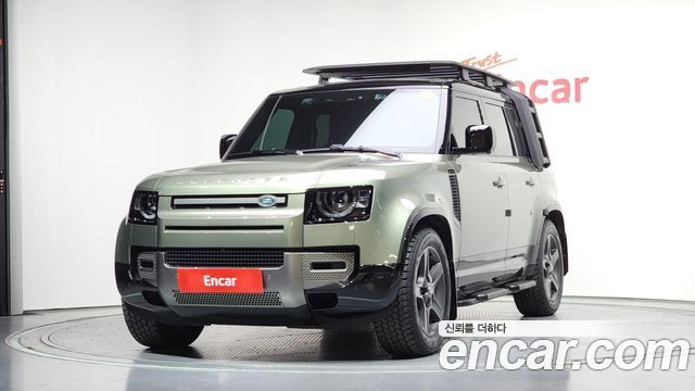Land Rover Defender 110 D250 X-Dynamic SE
