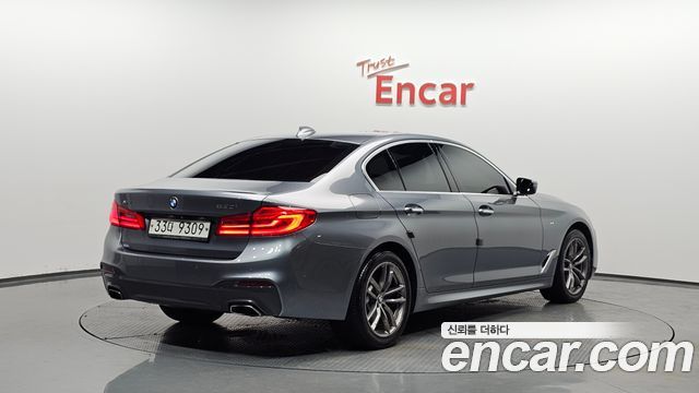 BMW 5-Series 530i xDrive M Sport Package Plus