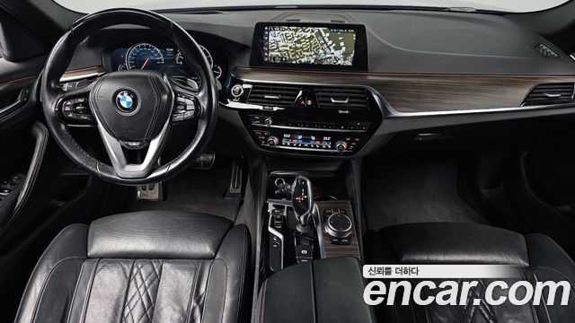 BMW 5-Series 530i xDrive M Sport Package Plus