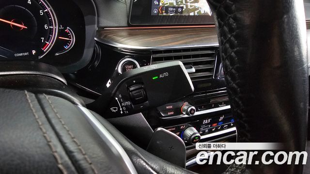 BMW 5-Series 530i xDrive M Sport Package Plus