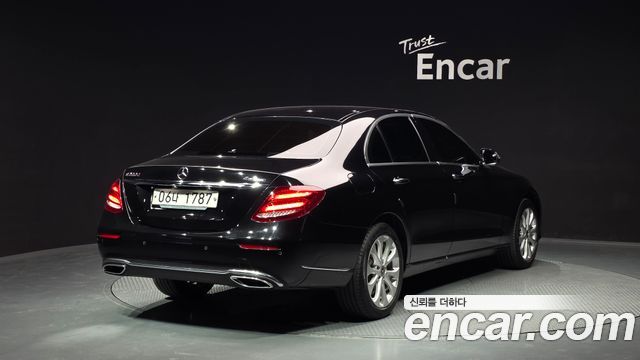 Mercedes-Benz E-Class E220d 4MATIC Exclusive
