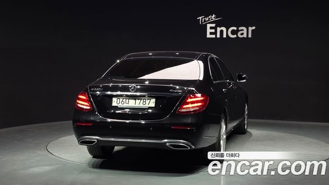 Mercedes-Benz E-Class E220d 4MATIC Exclusive