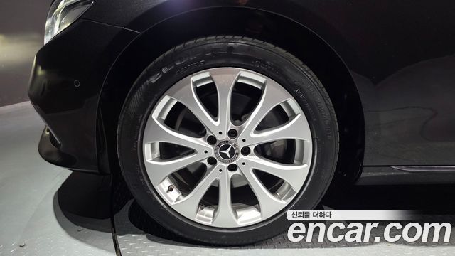 Mercedes-Benz E-Class E220d 4MATIC Exclusive