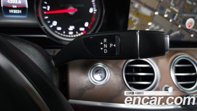Mercedes-Benz E-Class E220d 4MATIC Exclusive