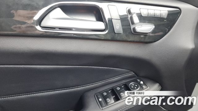 Mercedes-Benz GLE-Class GLE350 d 4MATIC