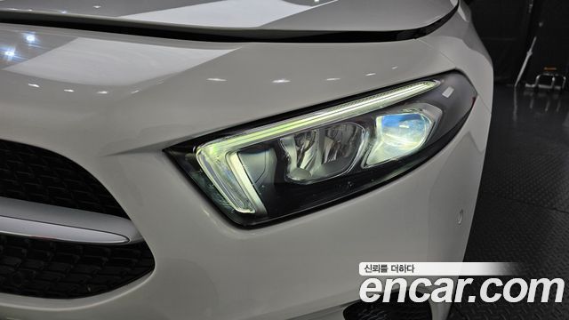 Mercedes-Benz A-Class A220 Hatchback