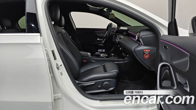 Mercedes-Benz A-Class A220 Hatchback