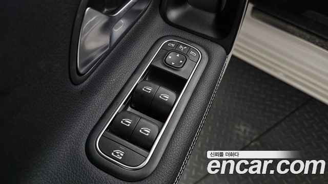 Mercedes-Benz A-Class A220 Hatchback