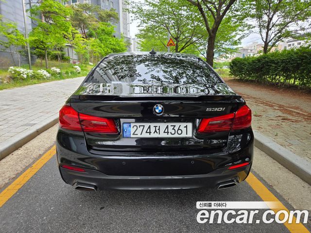 BMW 5-Series 530i M Sport Package Plus