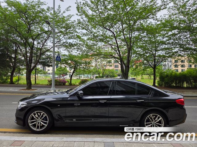 BMW 5-Series 530i M Sport Package Plus