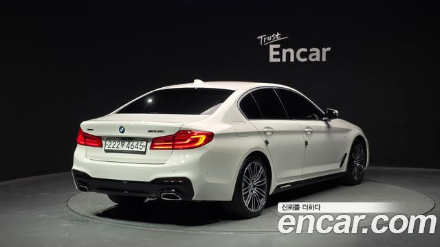 BMW 5-Series 530i xDrive M Sport Package Plus