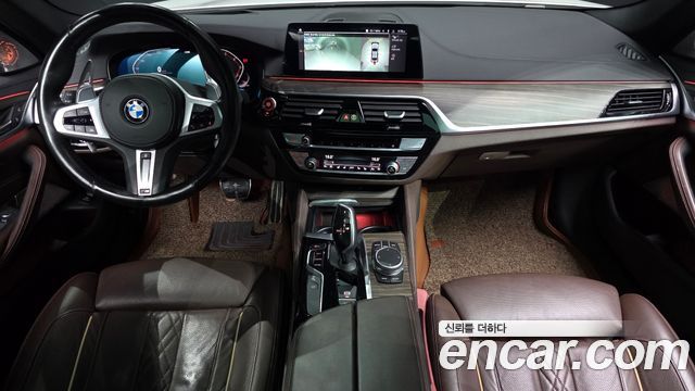 BMW 5-Series 530i xDrive M Sport Package Plus