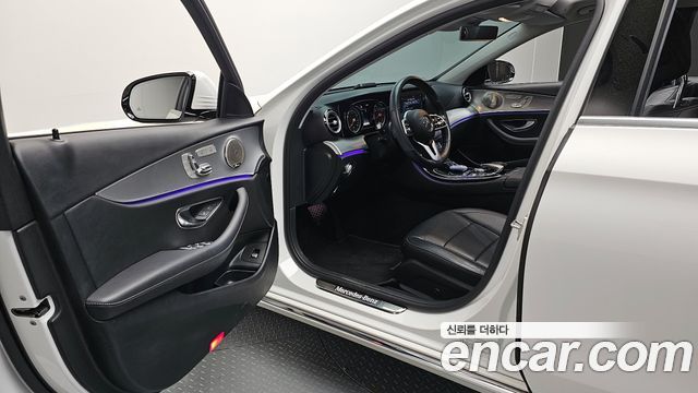 Mercedes-Benz E-Class E300 Avantgarde
