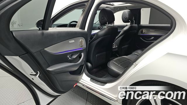 Mercedes-Benz E-Class E300 Avantgarde