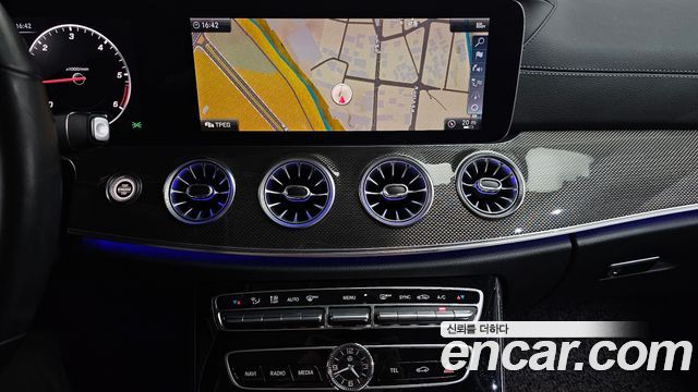 Mercedes-Benz CLS-Class CLS300d AMG Line