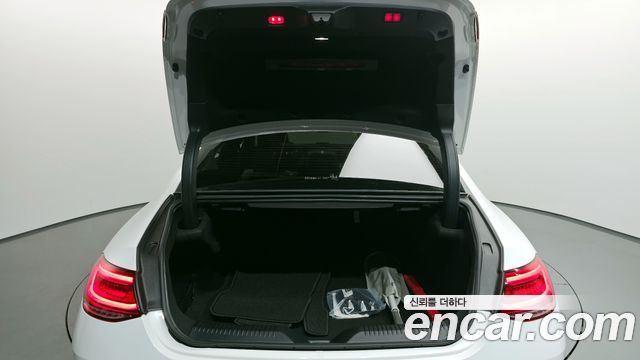 Mercedes-Benz CLS-Class CLS300d AMG Line