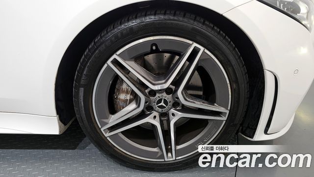 Mercedes-Benz CLS-Class CLS300d AMG Line