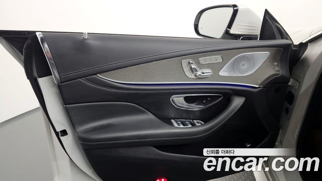 Mercedes-Benz CLS-Class CLS300d AMG Line