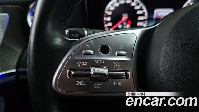 Mercedes-Benz CLS-Class CLS300d AMG Line