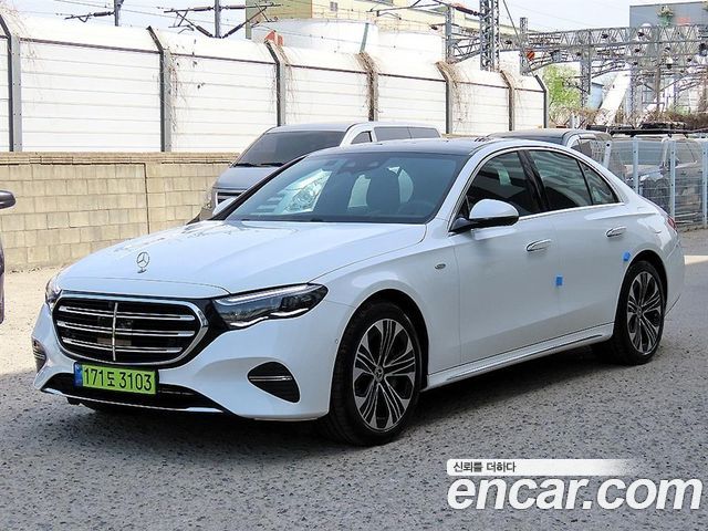 Mercedes-Benz E-Class E350e 4MATIC