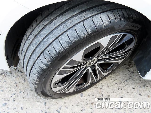 Mercedes-Benz E-Class E350e 4MATIC