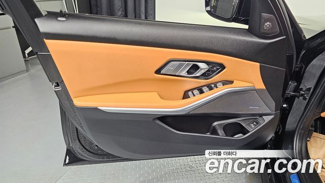 BMW 3-Series 320i M Sport