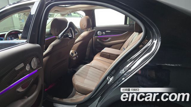 Mercedes-Benz E-Class E450 4MATIC Exclusive