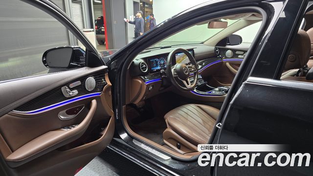 Mercedes-Benz E-Class E450 4MATIC Exclusive